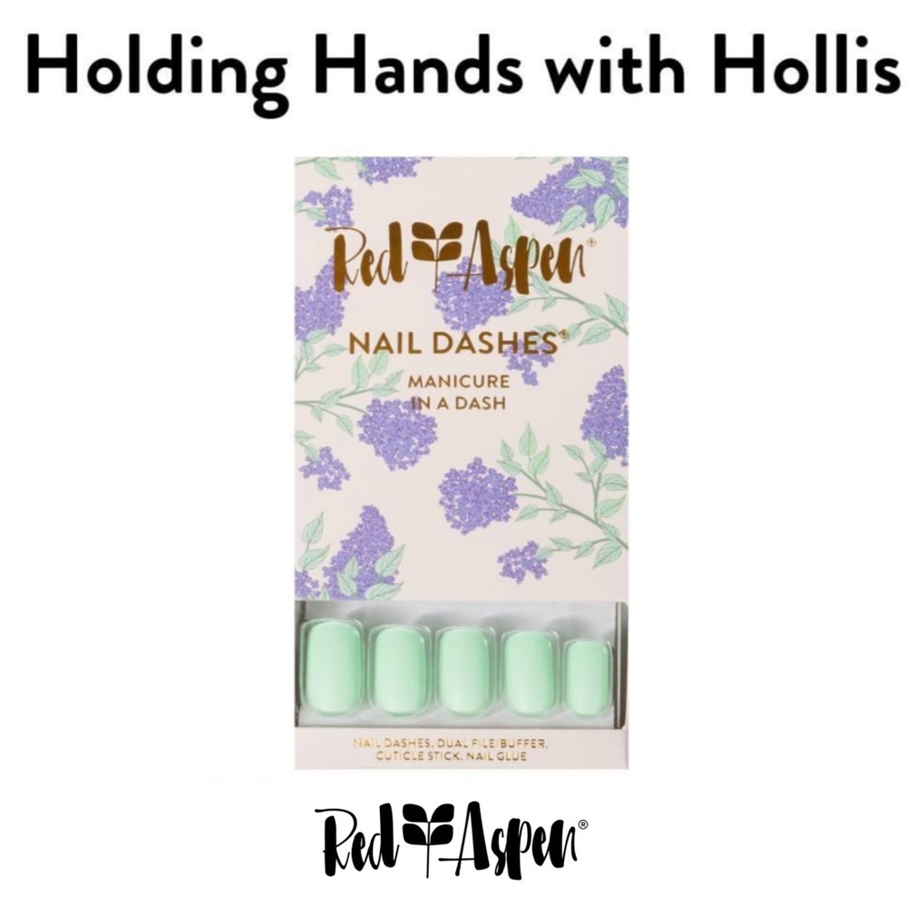 Red Aspen Nail Dashes - Mint Green
Holding Hands With Hollis medium square b6n